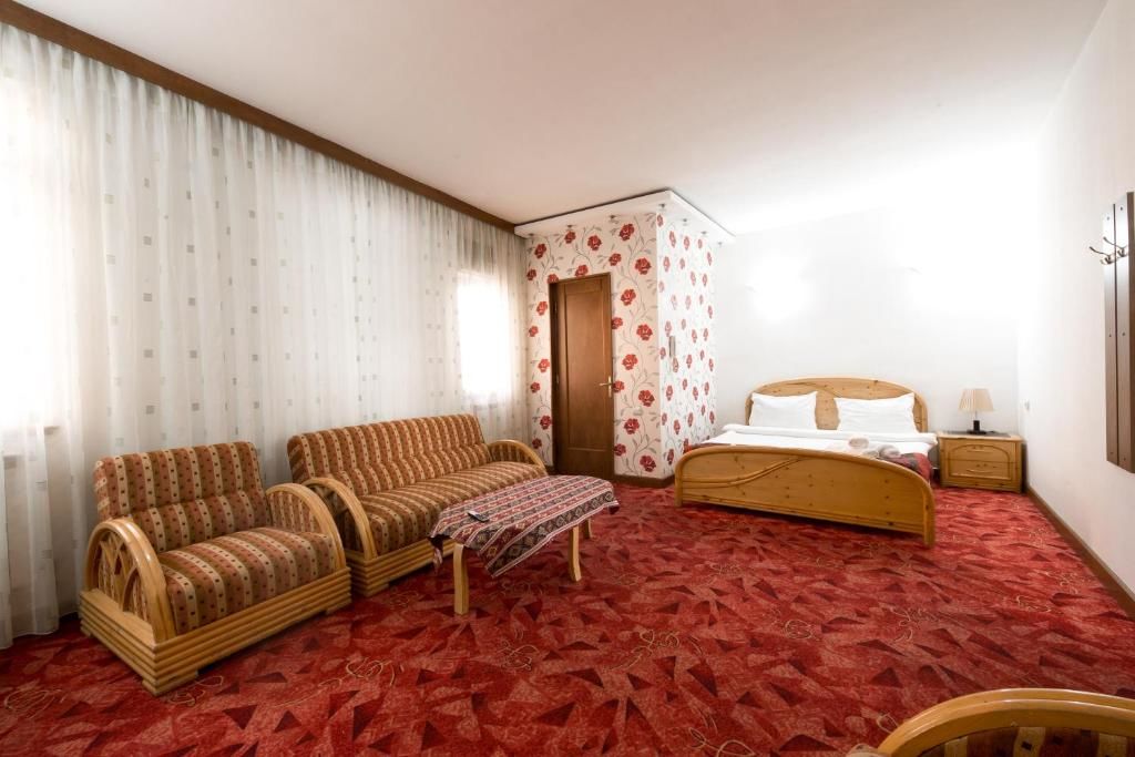 Отель No Problem Hotel at Glinka Street Ереван-51