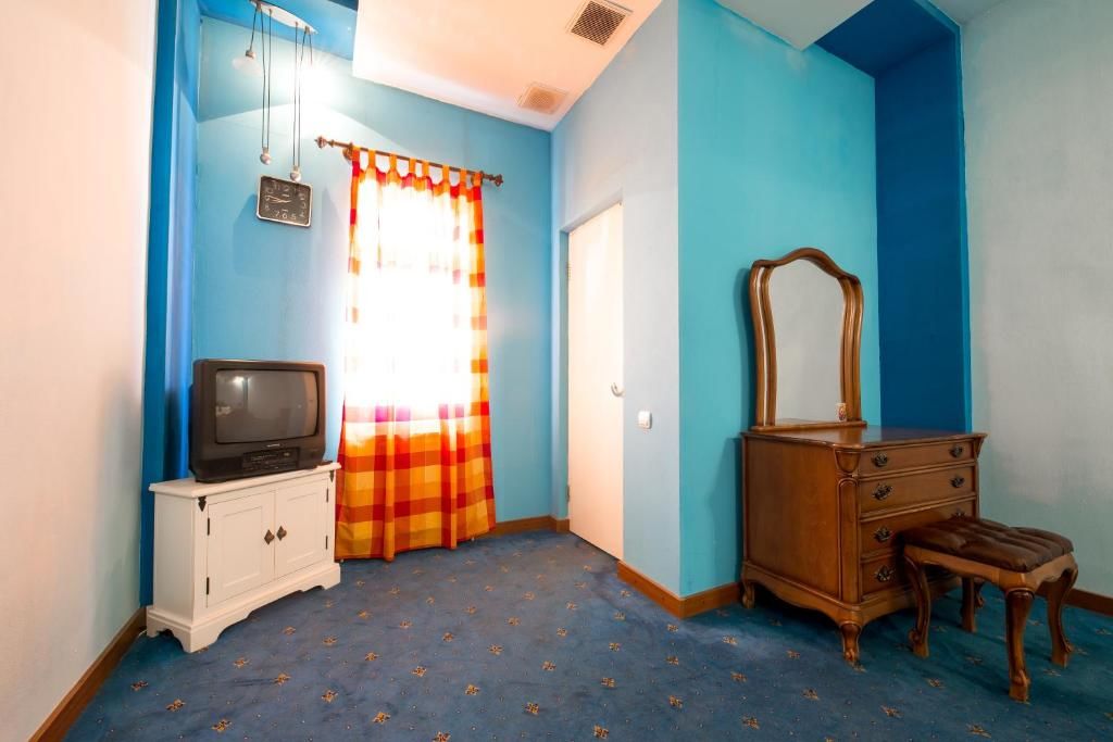 Отель No Problem Hotel at Glinka Street Ереван