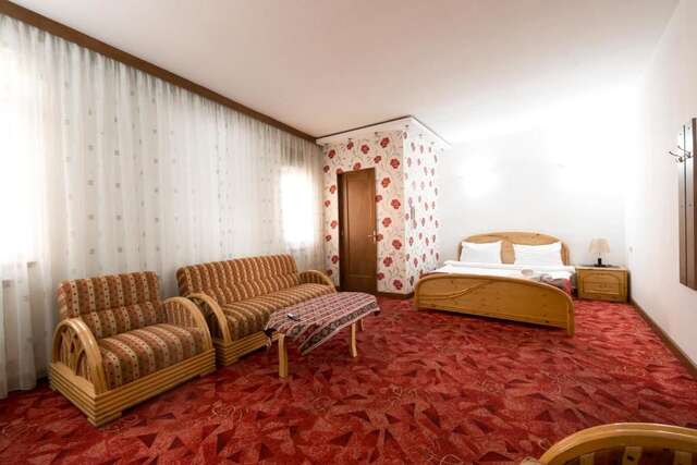 Отель No Problem Hotel at Glinka Street Ереван-50
